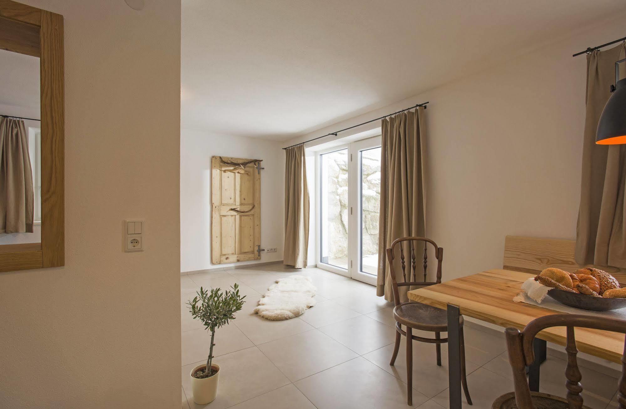 Haus Haggenmueller Apartment Hopfgarten im Brixental Bagian luar foto